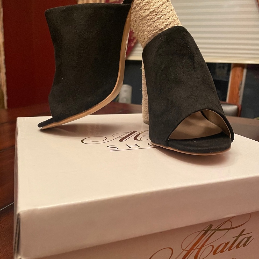 Black Slip-On High Heels - Picture 5 of 5